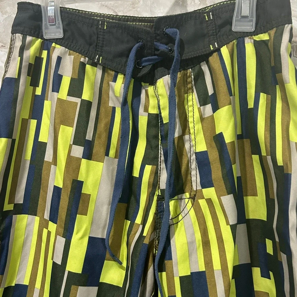 American Eagle Outfitters‎ Mens Board Shorts Geometric Print Swim Trunks Size 26